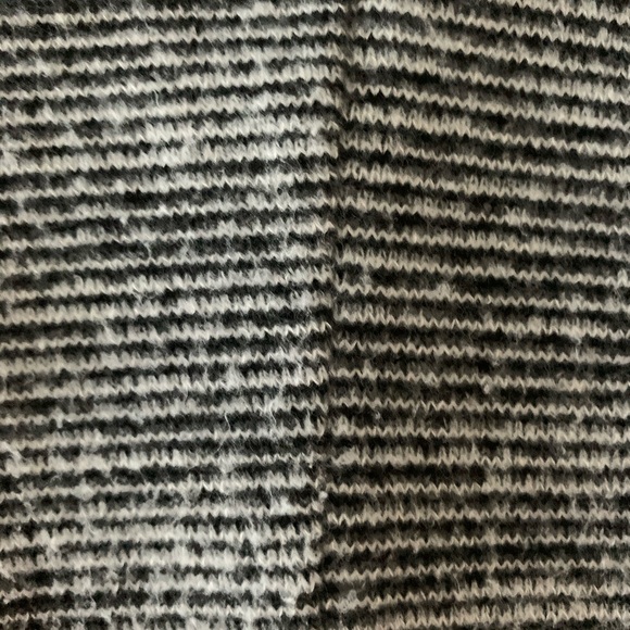 ANTHROPOLOGIE SWEATER DRESS - Picture 4 of 5